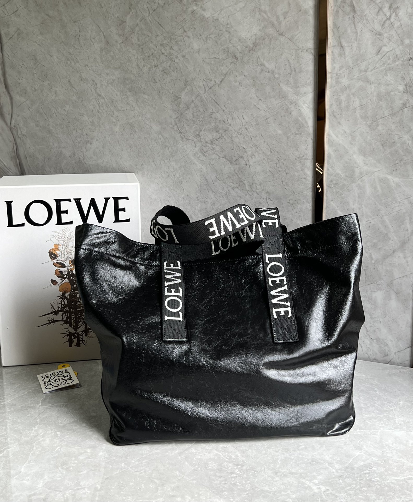 Loewe Fold Shopper in Paper Calfskin Black